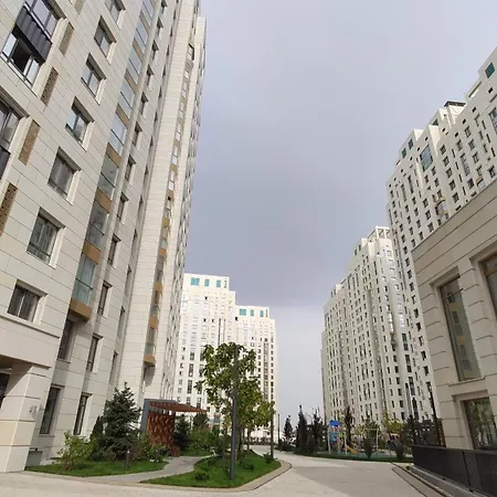 Dm Aparts - Жк Central Avenue Business Almaty Exterior photo