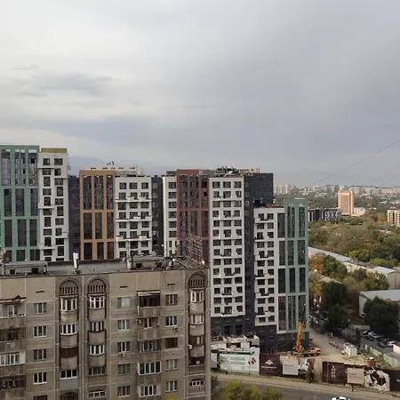 Dm Aparts - Жк Central Avenue Business Almaty Exterior photo